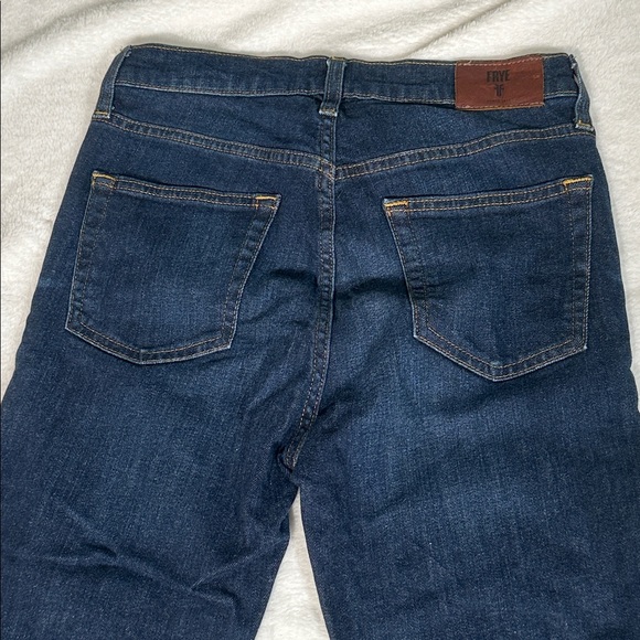 Frye Dark Indigo Skinny Jeans! Size 28 - Picture 3 of 5